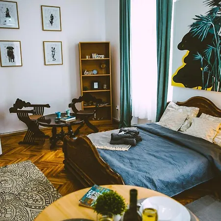 Apartment Ultra Central Place, In Heart Of City Center *